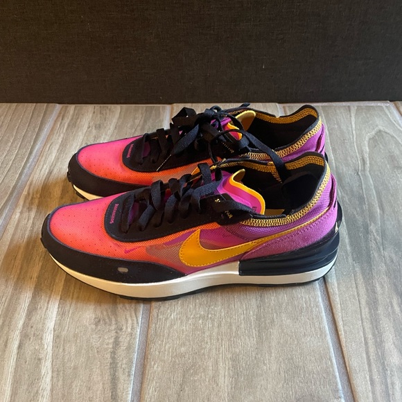 Nike’s Waffles - Picture 3 of 6